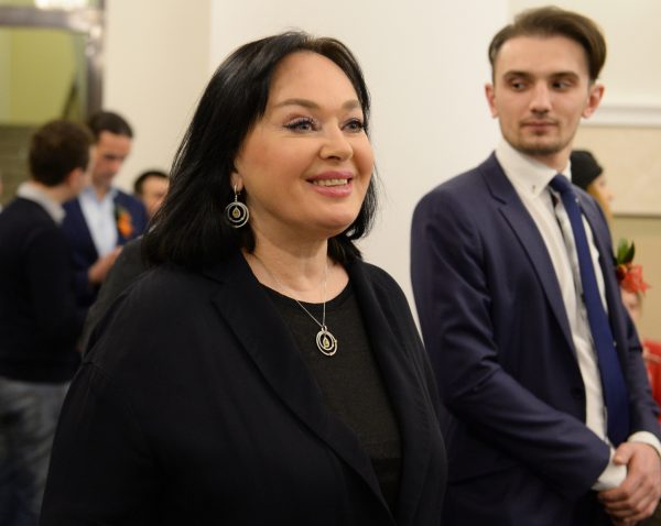 Лариса Гузеева публично обратилась к сыну и дочери