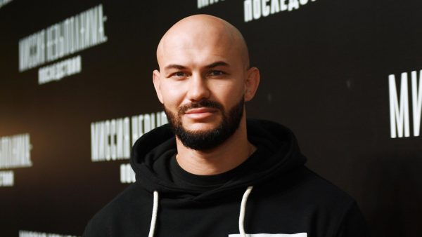 Рэп-исполнитель Джиган спел на станции метро «Курская»