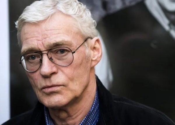 Щербаков после болезни впервые вышел на сцену