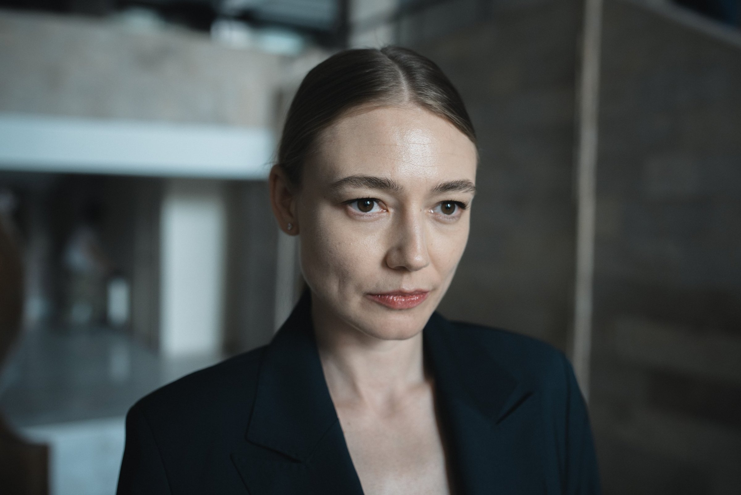 Акиньшина играет эксперта по разводам в новом сериале: первые кадры Психологическая драма «Неверные» выйдет в 2024 году