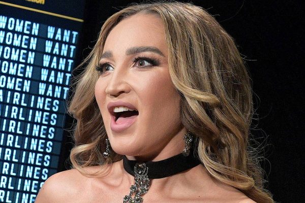 Бузова поделилась впечатлениями от съемок популярного шоу на ТНТ