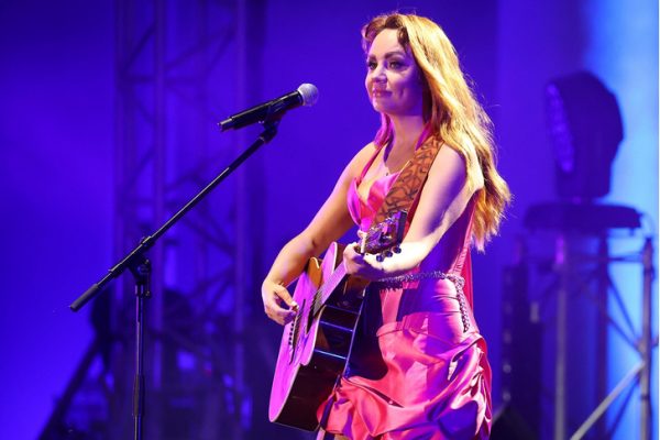 Названа сумма компенсации, которую возвращала после сорванных концертов MaкSим