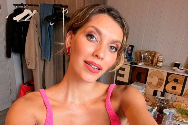 Регина Тодоренко описала свой график словами «сдохну, но не сдамся»