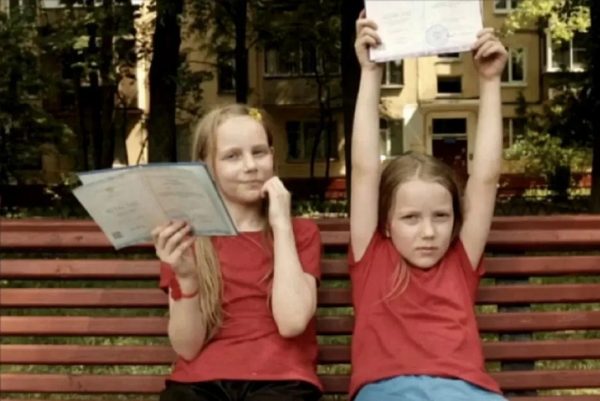 Тепляковы растят гениев, но вместо восхищения получают лишь критику в Сети — психолог объяснила, почему так происходит