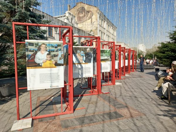 Владивосток 2 Выставка фоторабот с подопечными фонда «Гольфстрим» гастролирует по всей России