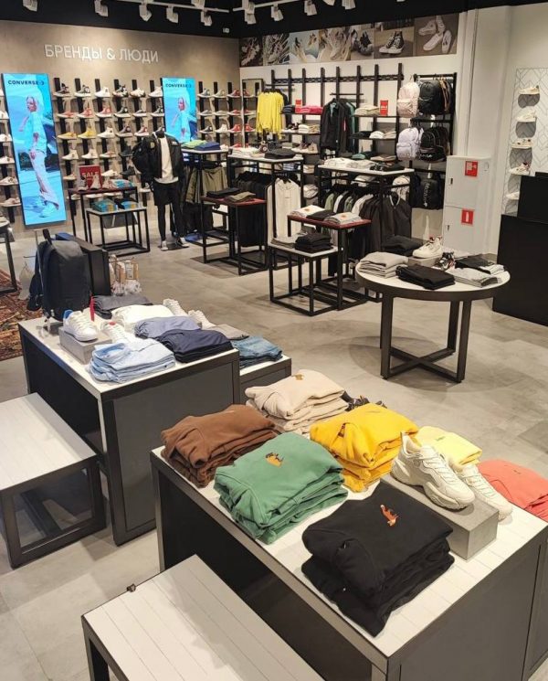 1 Проверенные бренды в одном месте: в «Метрополисе» открылся новый магазин Nonconform