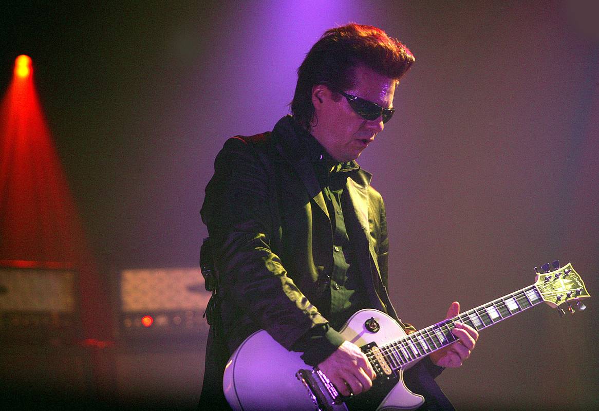 Гитарист Duran Duran рассказал о лечении рака четвертой стадии