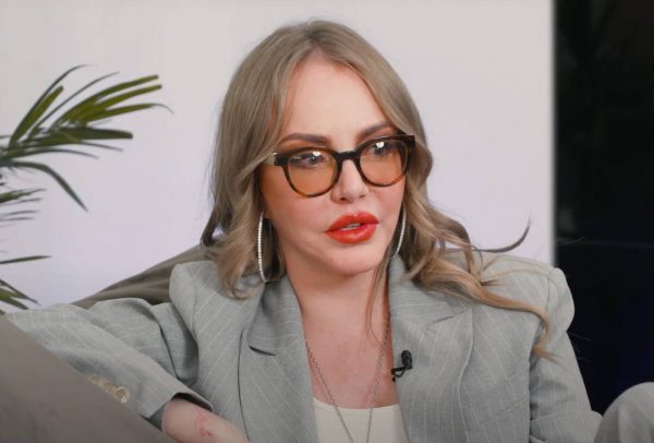 Известная телеведущая высказалась о российских шоу словами «просто чудовищно»