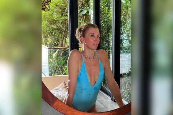 Светлана Бондарчук заработала миллионы на салонах красоты