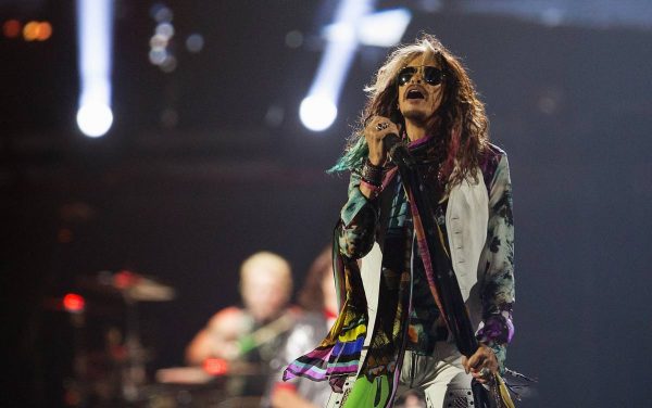 Aerosmith перенесла прощальный тур