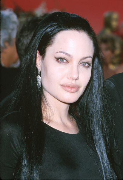 Как расцветала и увядала красота Анджелины Джоли