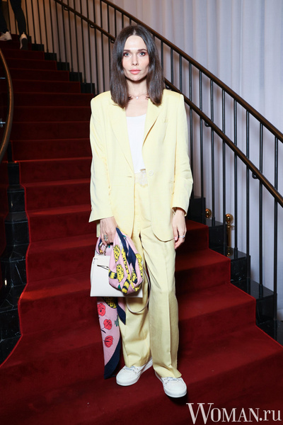 Лисовец с цветком на груди, стройная Летучая и изящные балерины посмотрели «Великую иронию» Вуди Аллена