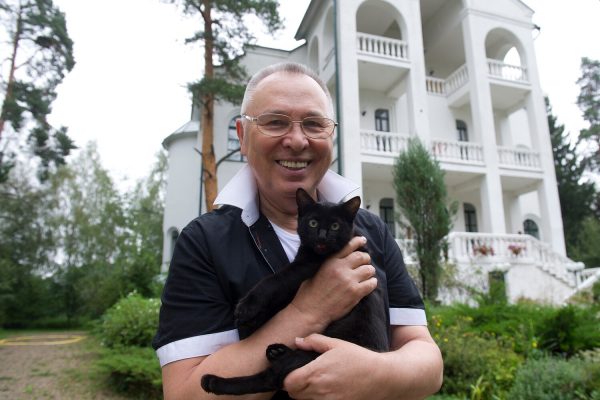 На бренд «Слава Зайцев» претендует новый наследник модельера