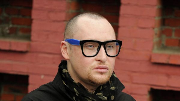 Певец Шура несколько раз послал журналистку, спросившую о конфликте с Карнавал