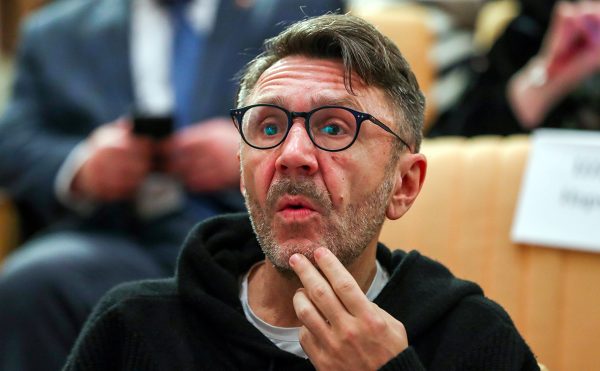 Шнурова обвинили во лжи и потребовали вернуть гонорар за отмененный концерт