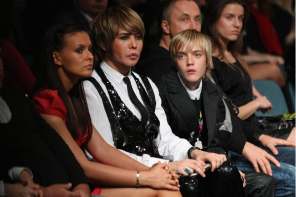 Зверев пообещал вычеркнуть обедневшего сына из завещания — тот оскорбился