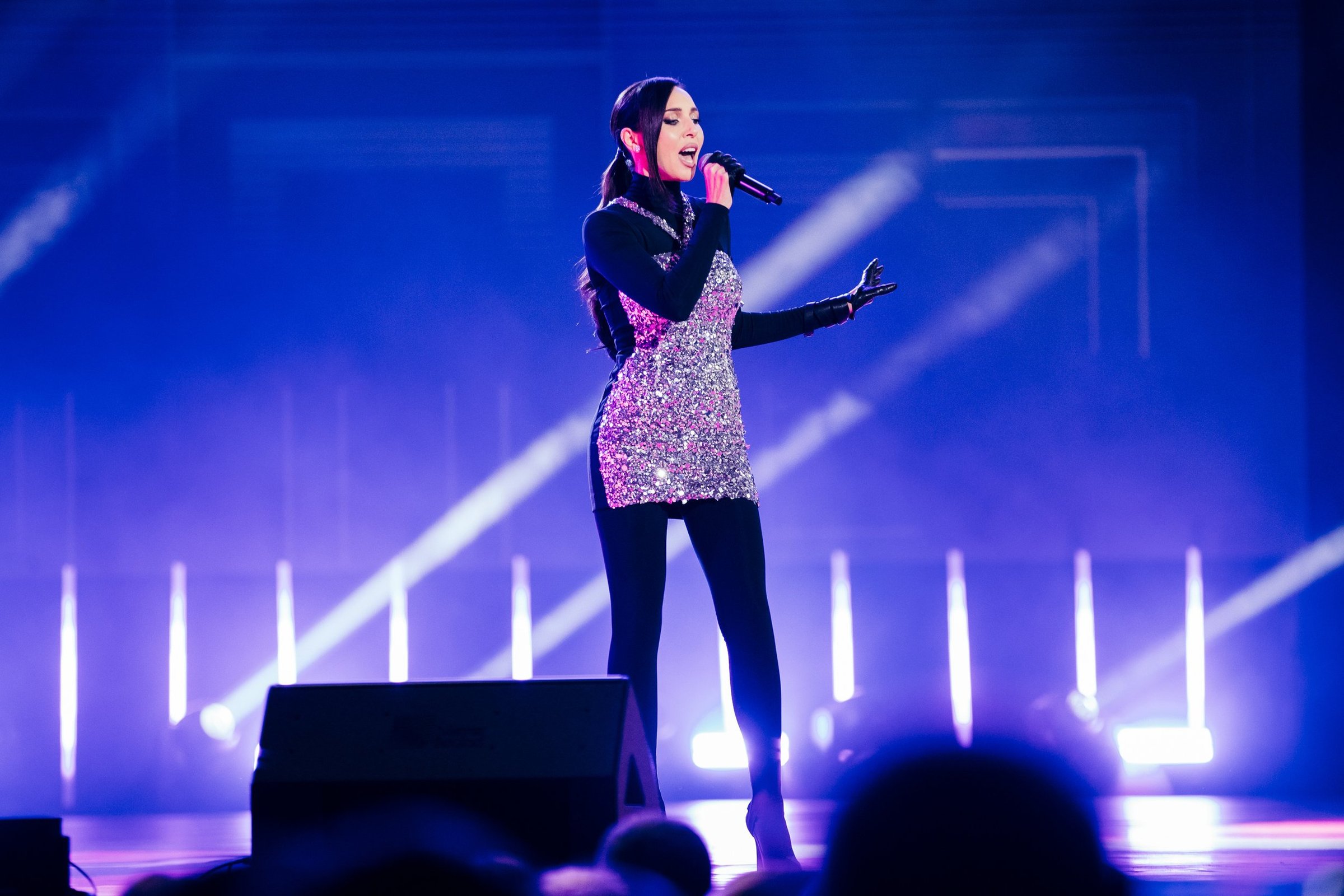 Бузова, Гагарина, Кока с бойфрендом: звезды на «Дне рождения Муз-ТВ»