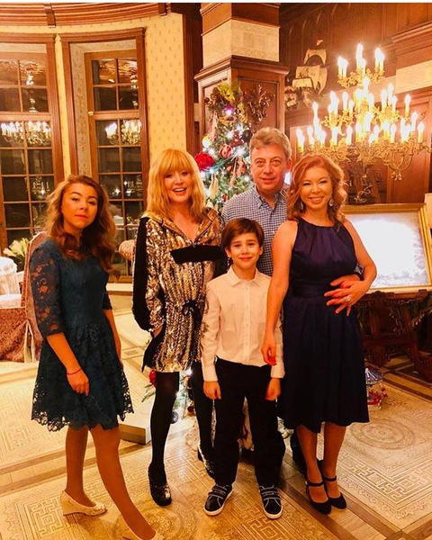 Алла Пугачева с семьей Дмитрия Галкина