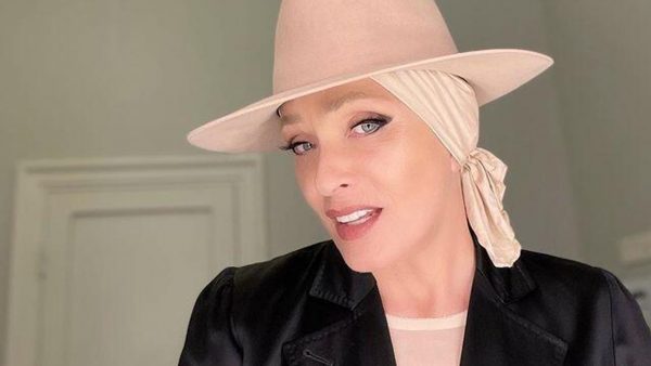 Силовики и налоговая проверят певицу Лайму Вайкуле