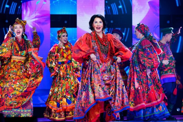 Надежда Бабкина стала почетным гостем популярного вокального шоу Народная артистка России будет оценивать музыкальные коллективы в спецвыпуске проекта «Ну-ка, все вместе!»