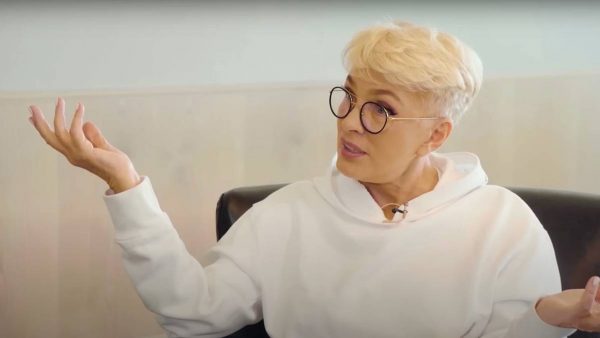 «Извинения и покаяние»: Вайкуле назвала условия для выступления в России