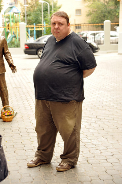 Как сейчас выглядит похудевший на 100 кг Александр Семчев, съедавший за раз таз оливье