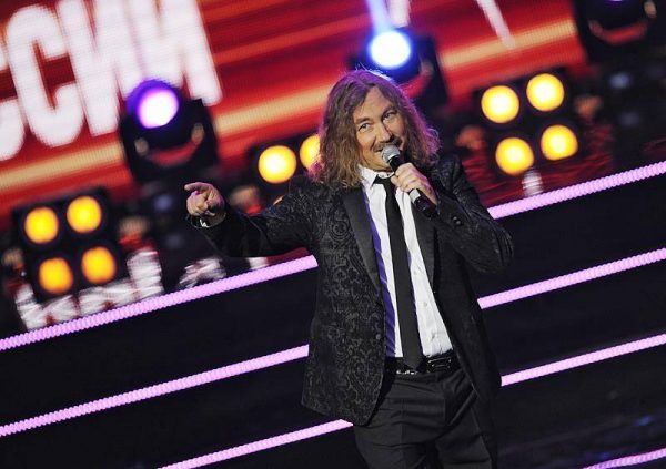 Николаеву предрекли провал с маркой «Выпьем за любовь»