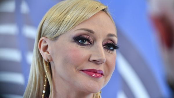 Орбакайте обратилась к друзьям с предупреждением