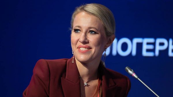 КП: Собчак похвасталась кольцом с бриллиантом за миллиард рублей