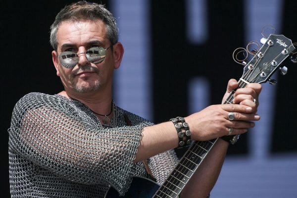 Лидер «7Б» ответил экс-солистке «Миража» на критику концертов в зоне СВО
