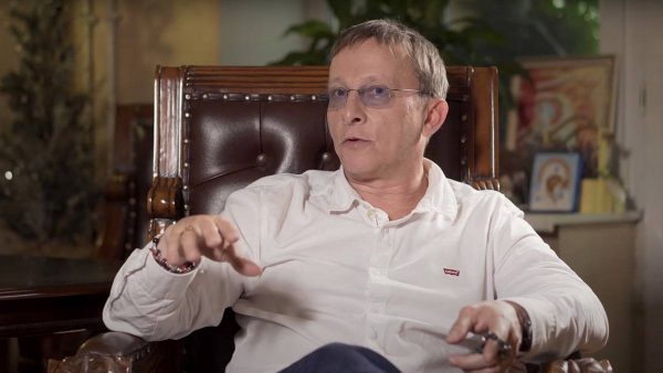 «Ракеты прилетали рядом»: Охлобыстин рассказал, что чуть не умер на Донбассе