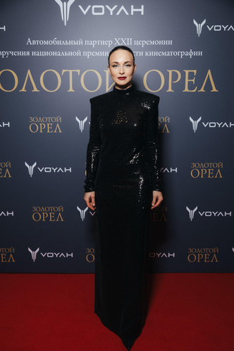 Лучшие и худшие платья «Золотого Орла» — голосование Woman.ru