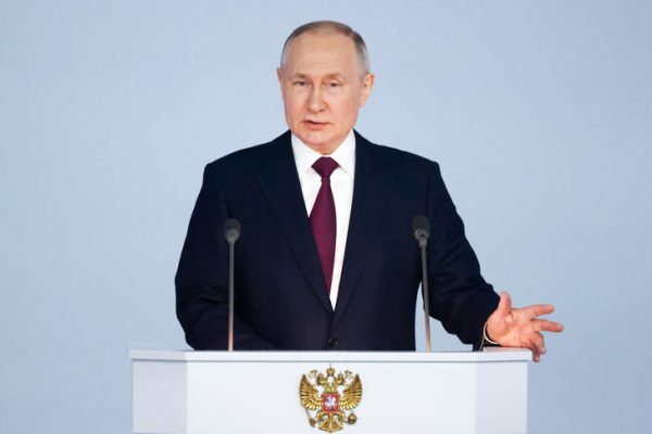 Путин высказался о голой вечеринке Ивлеевой: «Тут уже не будешь прыгать без штанов»
