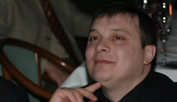 Телеканал ответил Разину на его претензии из-за песни «Седая ночь»