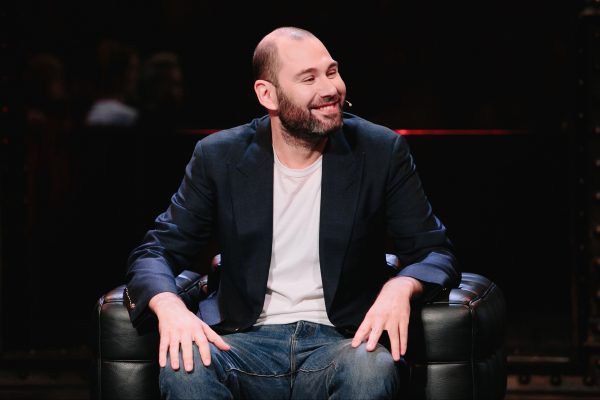 «Регнум»: В Кишиневе отменили концерт иноагента Семена Слепакова
