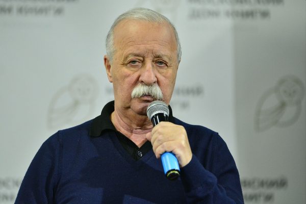 Телеведущий Якубович резко ответил журналистке