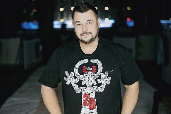 Жуков заявил, что в 90-е группу «Руки вверх!» крышевали бандиты