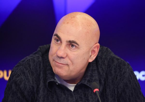 «Место расчистилось»: Пригожин объяснил решение Валерии не уходить со сцены