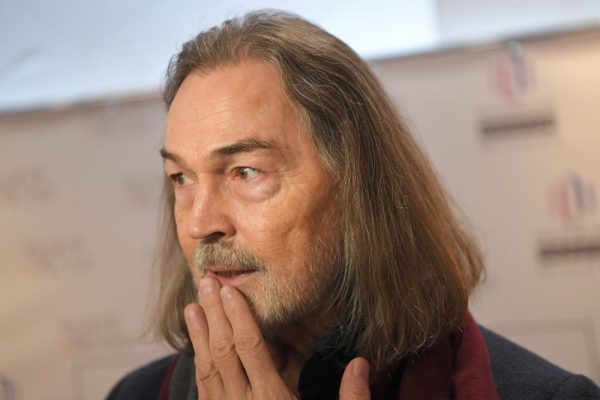 «Не находит слов»: Сафронов объяснил молчание Ротару о «Крокусе»