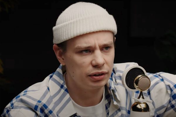Популярный российский комик рассказал о «колхозниках» на концертах за границей
