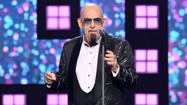 Шуфутинский рассказал о причине отказа петь «3 сентября» на протяжении 10 лет