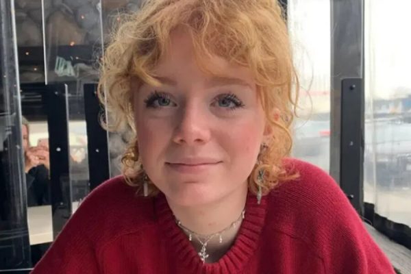 19-летняя актриса попала в реанимацию после падения с балкона