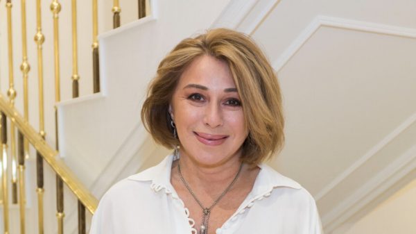 Алена Апина появится в роли преподавателя в сериале «Комбинация»