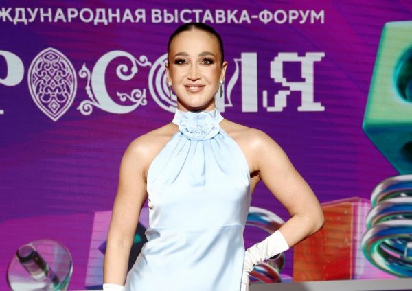 Бузова пожаловалась на свое детство