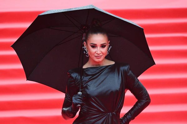 Ольга Бузова ответила на слухи о пластике и раскрыла свой вес
