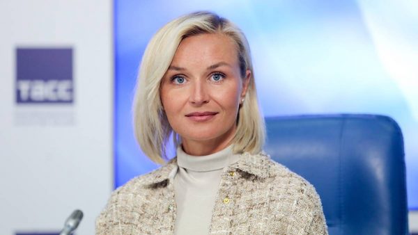 «Организм уложил»: Полина Гагарина оказалась под капельницей из-за нагрузок
