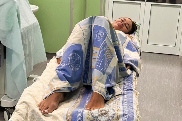 Актрисе Яне Кошкиной провели операцию в одной из больниц Санкт-Петербурга