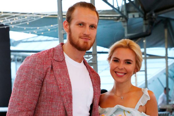 Певица Пелагея сменила фамилию после суда с экс-мужем Телегиным