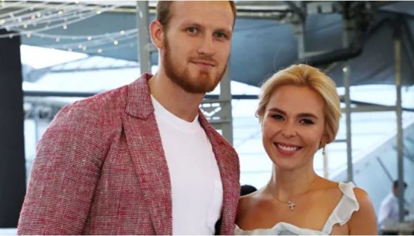 Пелагея подала на Телегина в суд для переоценки их совместного особняка