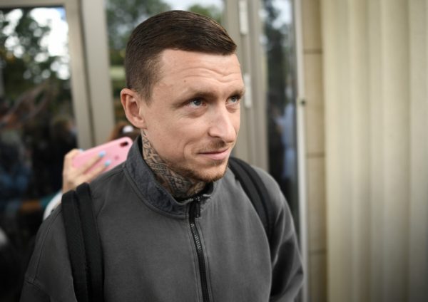Павел Мамаев купил жене редкий гелендваген за 30 млн рублей